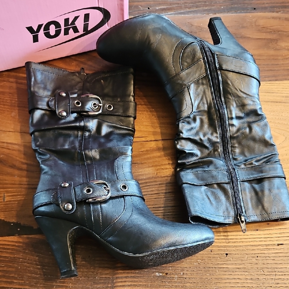 Yoki Black Faux-Leather Mid-Calf Heeled Boots with Buckle Straps